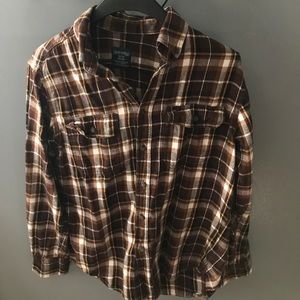 💕Men’s button down flannel / plaid top💕